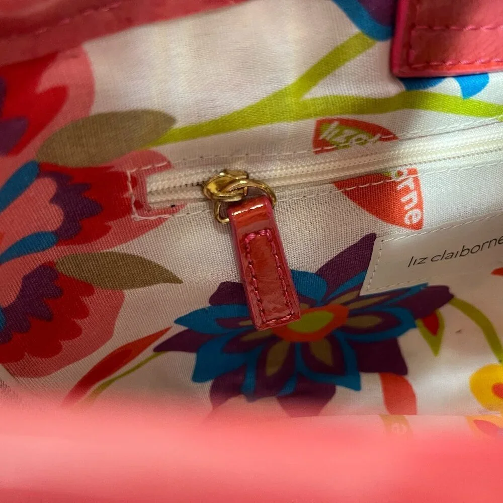 Liz Claiborne Purse Salmon Pink trim Cornhusk Straw Body Magnetic New With Tags